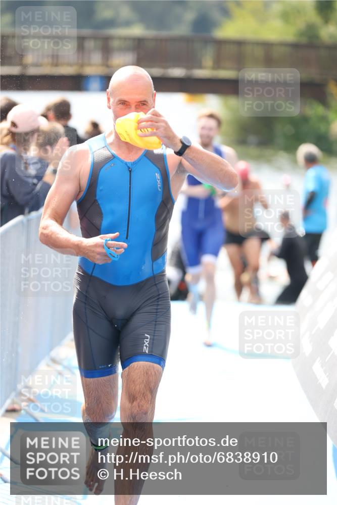 25.08.2024 - Elbe Triathlon Hamburg H.Heesch http://msf.ph/oto/6838910 25.08.2024 14:05:26 Schwimmen 1, 2, 4, 8, 9, 13, 14, 15, 19, 22, 25, 29 meine-sportfotos.de