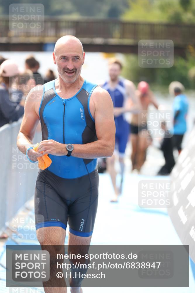 25.08.2024 - Elbe Triathlon Hamburg H.Heesch http://msf.ph/oto/6838947 25.08.2024 14:05:26 Schwimmen 1, 2, 4, 8, 9, 13, 14, 15, 19, 22, 25, 29 meine-sportfotos.de