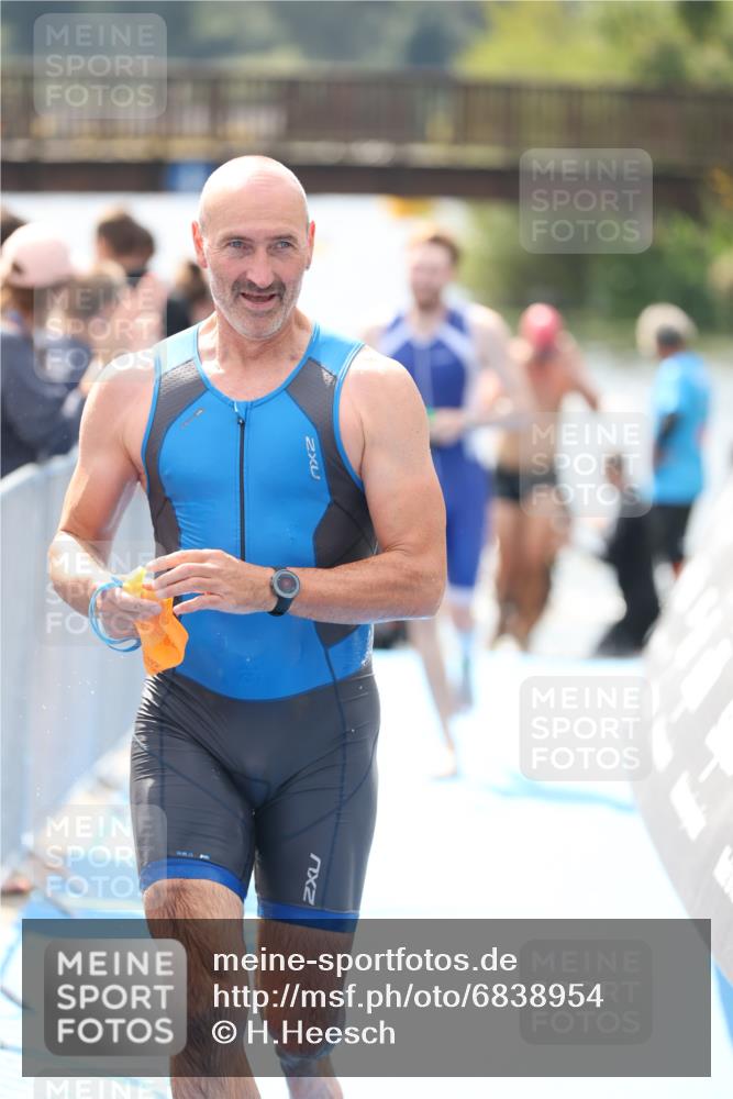 25.08.2024 - Elbe Triathlon Hamburg H.Heesch http://msf.ph/oto/6838954 25.08.2024 14:05:27 Schwimmen 2, 4, 8, 9, 13, 14, 15, 19, 22, 25, 29 meine-sportfotos.de