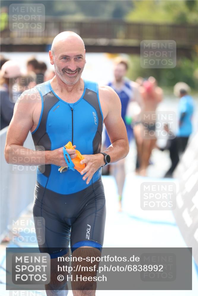 25.08.2024 - Elbe Triathlon Hamburg H.Heesch http://msf.ph/oto/6838992 25.08.2024 14:05:27 Schwimmen 2, 4, 8, 9, 13, 14, 15, 19, 22, 25, 29 meine-sportfotos.de