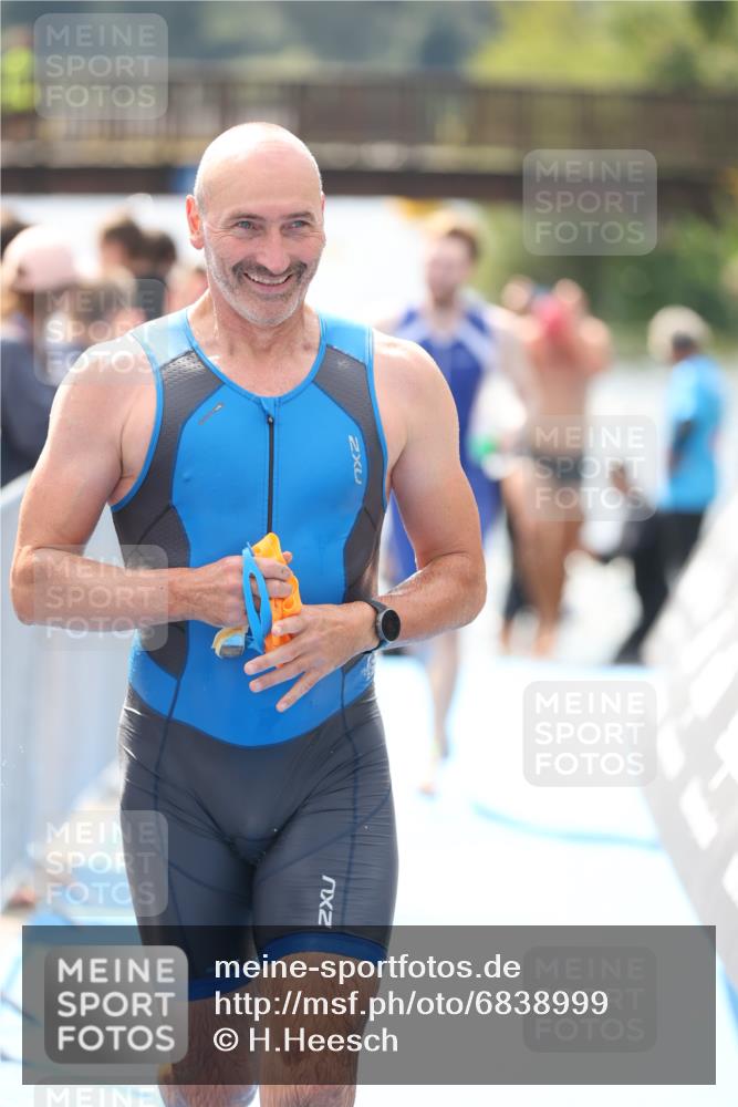 25.08.2024 - Elbe Triathlon Hamburg H.Heesch http://msf.ph/oto/6838999 25.08.2024 14:05:27 Schwimmen 2, 4, 8, 9, 13, 14, 15, 19, 22, 25, 29 meine-sportfotos.de