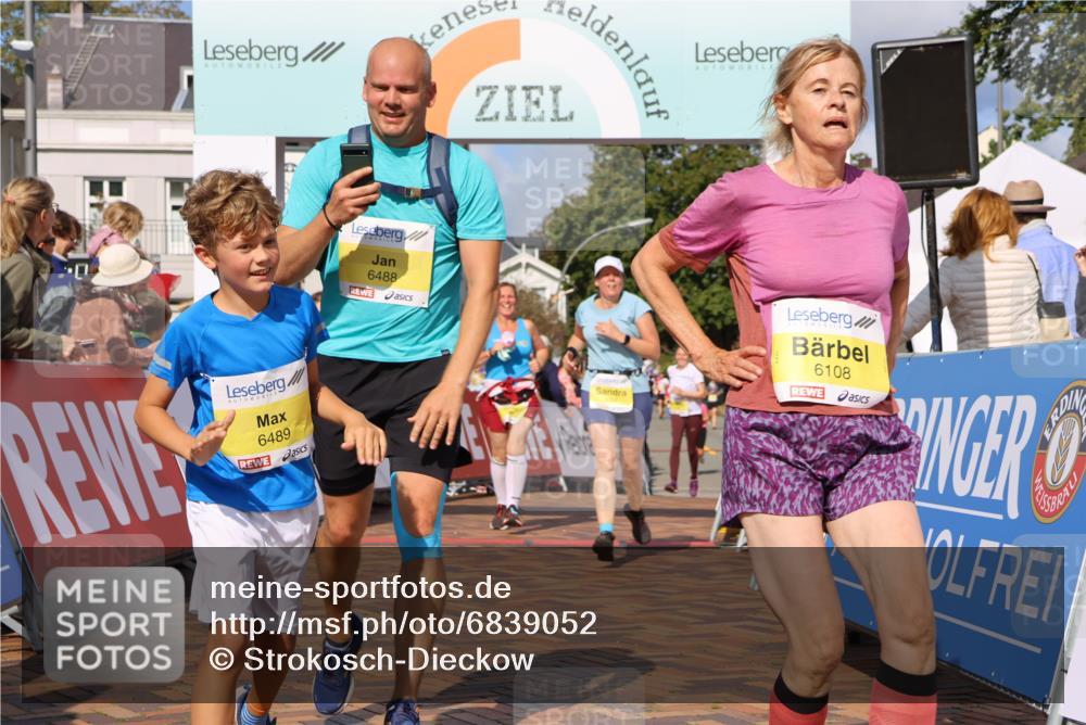 25.08.2024 - 20. Blankeneser Heldenlauf Strokosch-Dieckow http://msf.ph/oto/6839052 25.08.2024 10:29:51 Ziel 6108, 6365, 6366, 6394, 6419, 6488, 6489, 6495 meine-sportfotos.de