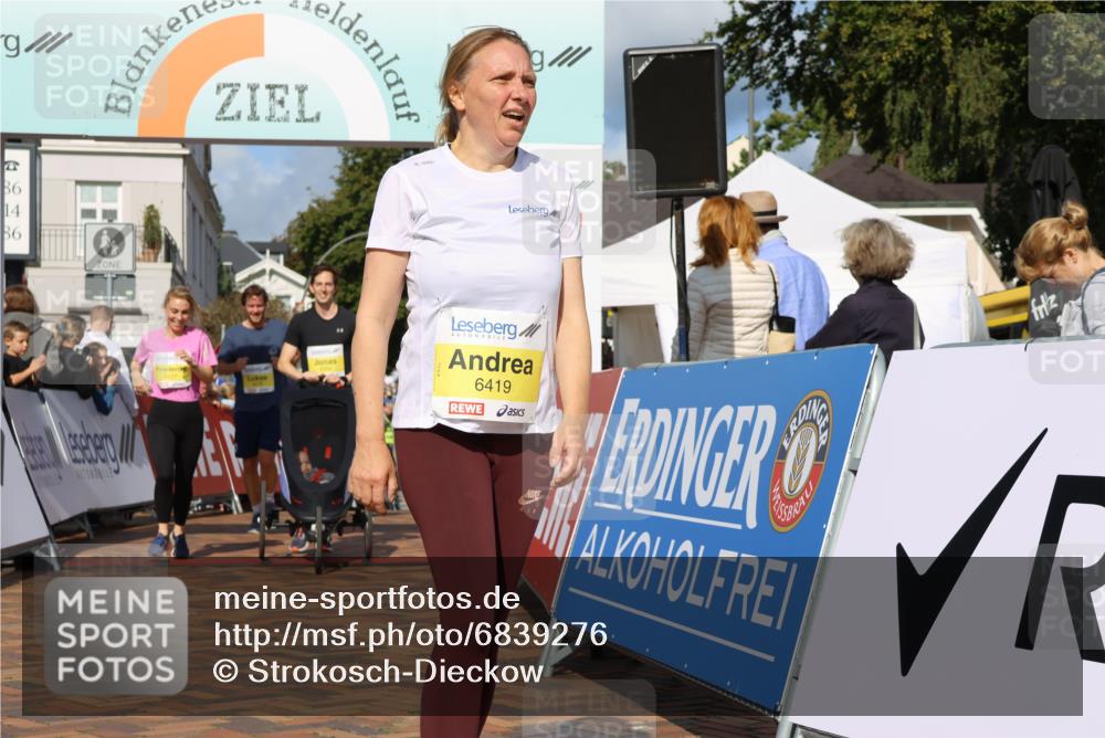 25.08.2024 - 20. Blankeneser Heldenlauf Strokosch-Dieckow http://msf.ph/oto/6839276 25.08.2024 10:29:57 Ziel 6117, 6260, 6276, 6305, 6394, 6419, 6461, 6495 meine-sportfotos.de