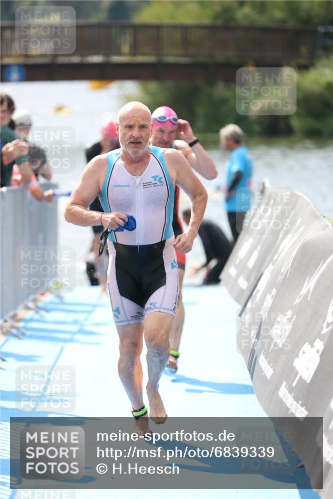 25.08.2024 - Elbe Triathlon Hamburg H.Heesch http://msf.ph/oto/6839339 25.08.2024 14:05:40 Schwimmen 4, 8, 9, 13, 15, 19, 22, 29 meine-sportfotos.de