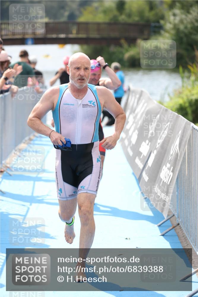 25.08.2024 - Elbe Triathlon Hamburg H.Heesch http://msf.ph/oto/6839388 25.08.2024 14:05:42 Schwimmen 4, 9, 13, 15, 17, 19, 22, 29 meine-sportfotos.de