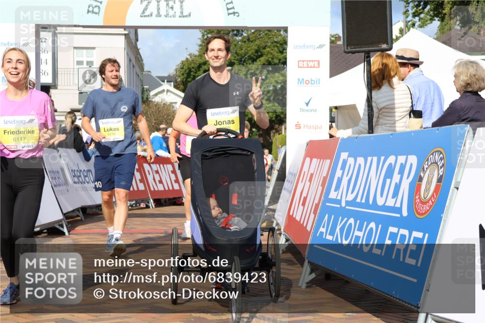 25.08.2024 - 20. Blankeneser Heldenlauf Strokosch-Dieckow http://msf.ph/oto/6839423 25.08.2024 10:30:00 Ziel 6117, 6260, 6276, 6305, 6419, 6461, 6495 meine-sportfotos.de