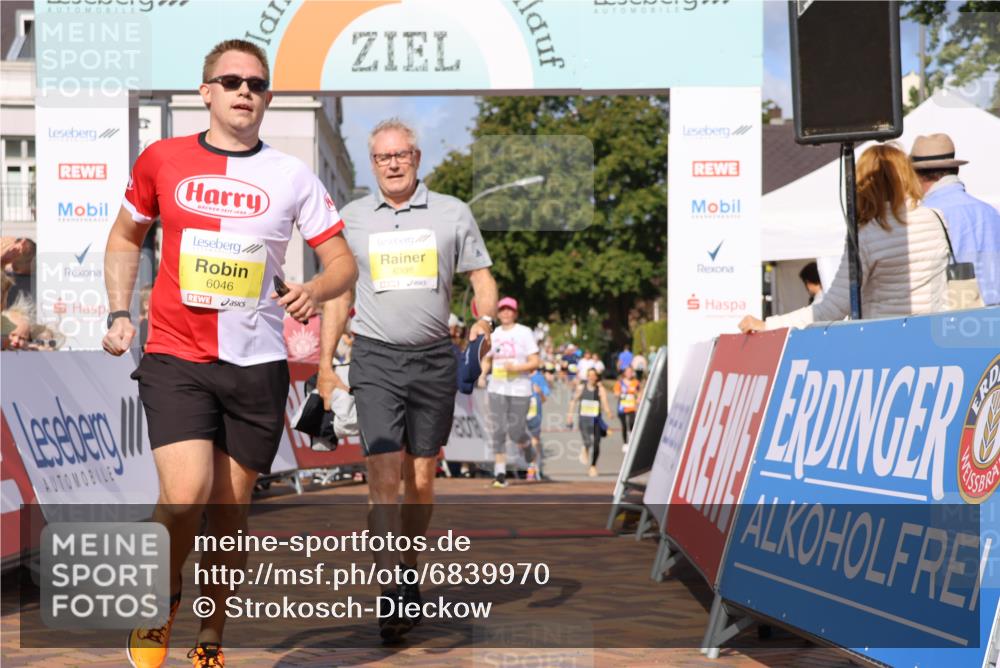 25.08.2024 - 20. Blankeneser Heldenlauf Strokosch-Dieckow http://msf.ph/oto/6839970 25.08.2024 10:30:13 Ziel 6003, 6046, 6137, 6139, 6219, 6263, 6398 meine-sportfotos.de