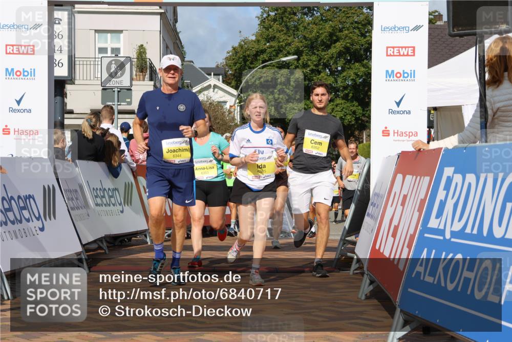25.08.2024 - 20. Blankeneser Heldenlauf Strokosch-Dieckow http://msf.ph/oto/6840717 25.08.2024 10:30:36 Ziel 6055, 6058, 6239, 6326, 6327, 6328, 6329, 6330, 6344, 6345, 6352, 6353, 6421 meine-sportfotos.de