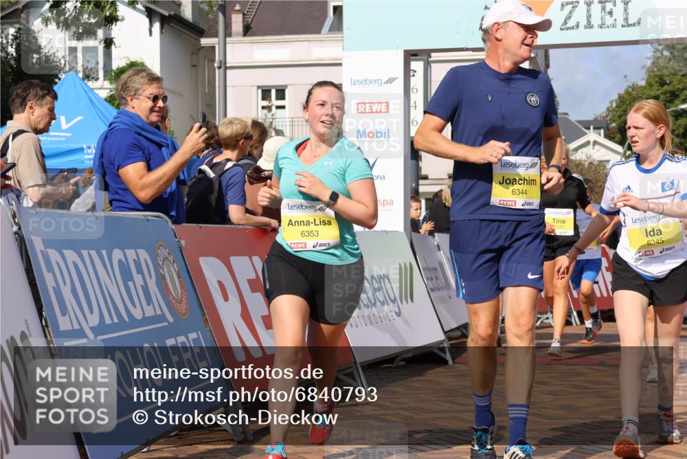 25.08.2024 - 20. Blankeneser Heldenlauf Strokosch-Dieckow http://msf.ph/oto/6840793 25.08.2024 10:30:38 Ziel 6055, 6058, 6239, 6326, 6327, 6328, 6329, 6330, 6344, 6345, 6352, 6353 meine-sportfotos.de