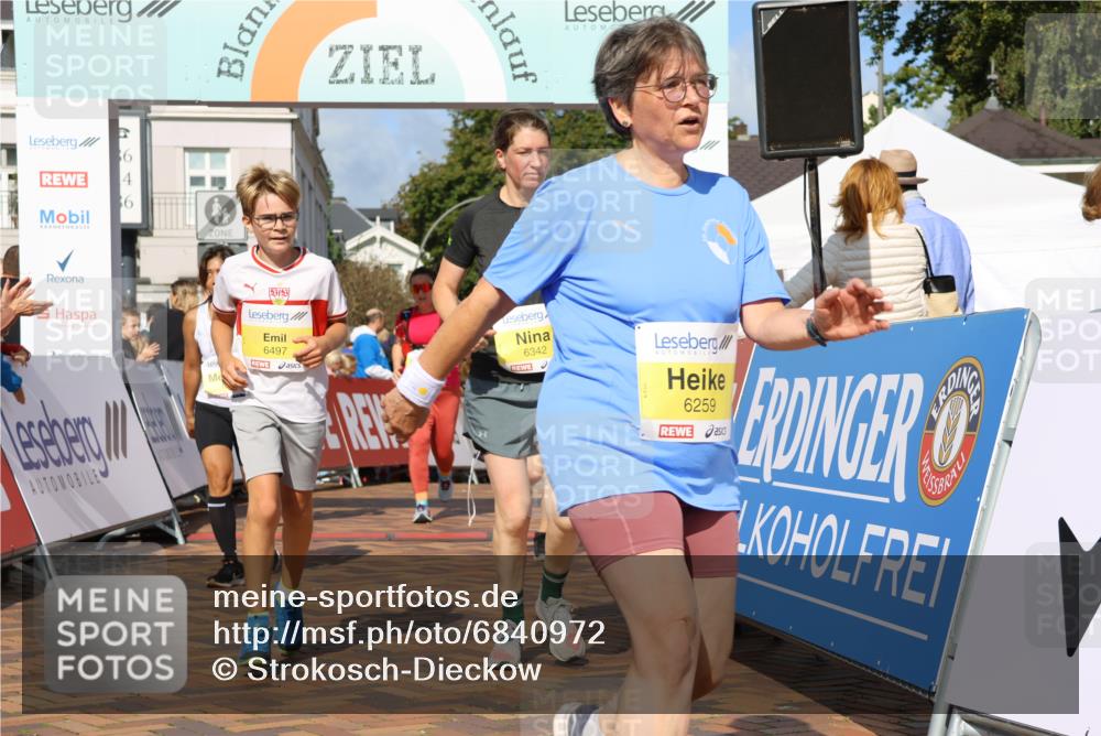 25.08.2024 - 20. Blankeneser Heldenlauf Strokosch-Dieckow http://msf.ph/oto/6840972 25.08.2024 10:30:48 Ziel 6087, 6095, 6130, 6163, 6259, 6326, 6327, 6342, 6444, 6497 meine-sportfotos.de