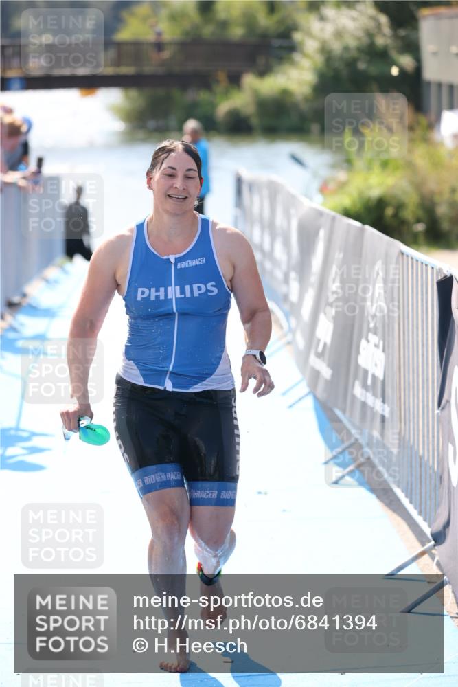 25.08.2024 - Elbe Triathlon Hamburg H.Heesch http://msf.ph/oto/6841394 25.08.2024 14:35:39 Schwimmen  meine-sportfotos.de
