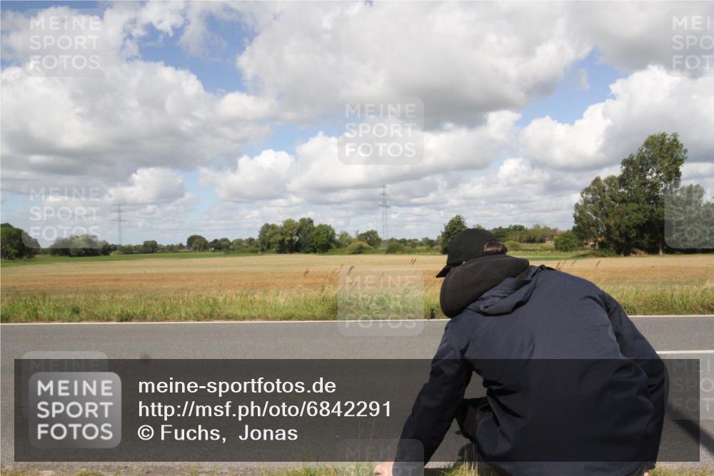 25.08.2024 - Elbe Triathlon Hamburg Fuchs,  Jonas http://msf.ph/oto/6842291 25.08.2024 11:47:33 Radfahren  meine-sportfotos.de