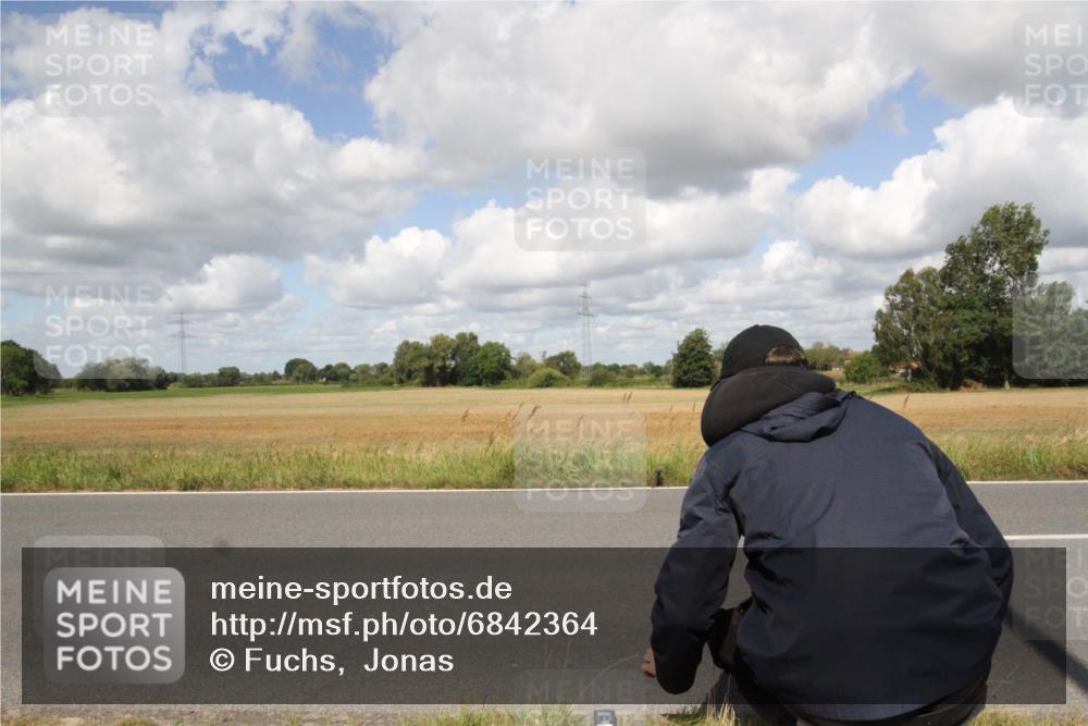 25.08.2024 - Elbe Triathlon Hamburg Fuchs,  Jonas http://msf.ph/oto/6842364 25.08.2024 11:47:37 Radfahren  meine-sportfotos.de