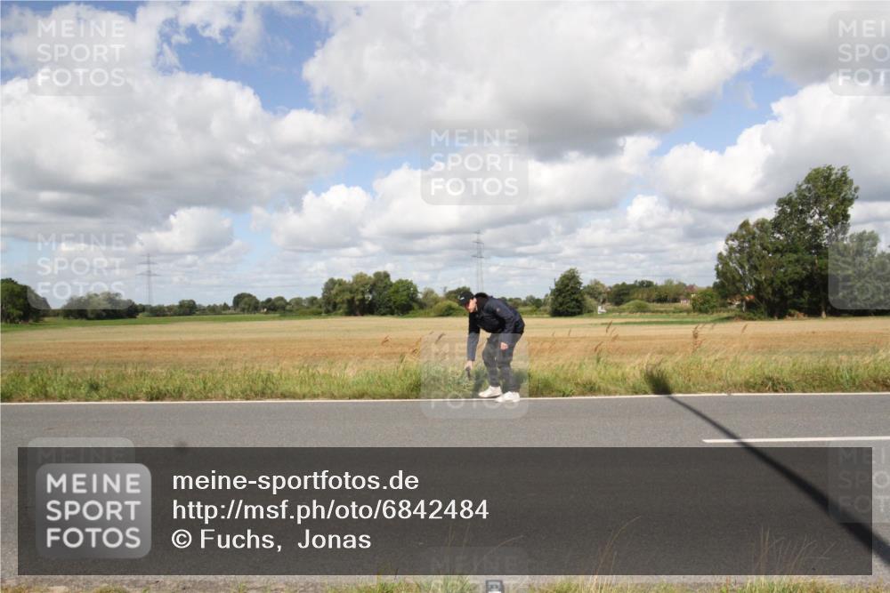 25.08.2024 - Elbe Triathlon Hamburg Fuchs,  Jonas http://msf.ph/oto/6842484 25.08.2024 11:47:42 Radfahren  meine-sportfotos.de