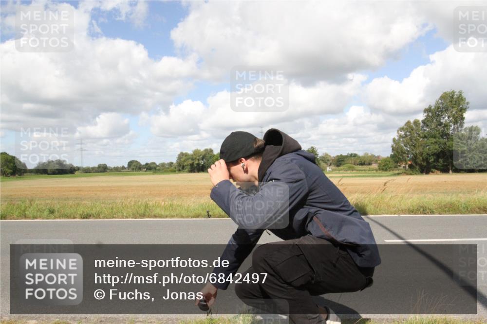 25.08.2024 - Elbe Triathlon Hamburg Fuchs,  Jonas http://msf.ph/oto/6842497 25.08.2024 11:47:53 Radfahren  meine-sportfotos.de
