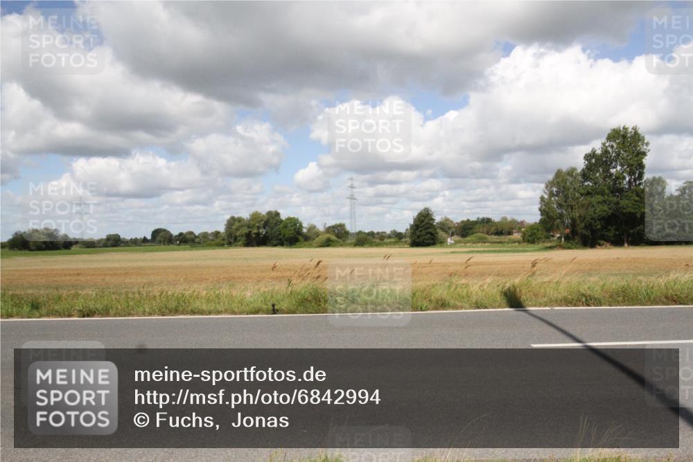 25.08.2024 - Elbe Triathlon Hamburg Fuchs,  Jonas http://msf.ph/oto/6842994 25.08.2024 11:54:17 Radfahren  meine-sportfotos.de