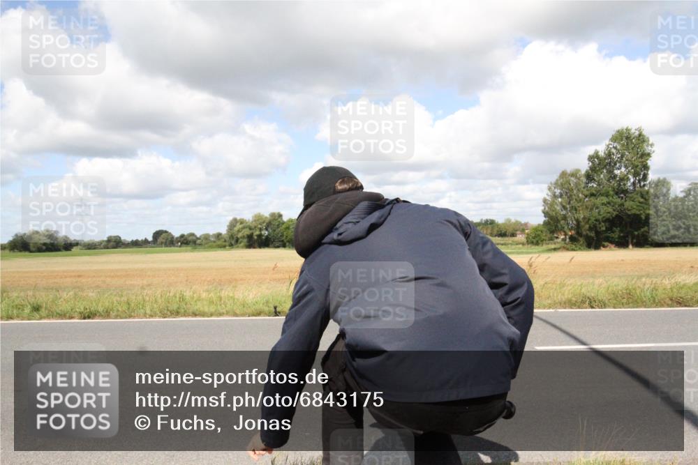 25.08.2024 - Elbe Triathlon Hamburg Fuchs,  Jonas http://msf.ph/oto/6843175 25.08.2024 11:54:26 Radfahren  meine-sportfotos.de