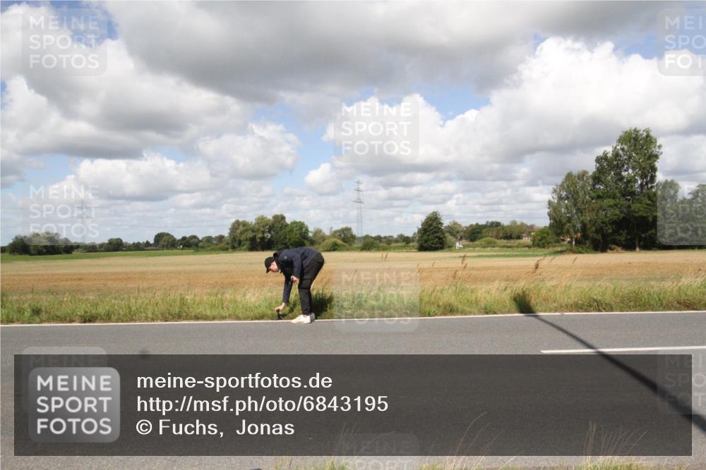 25.08.2024 - Elbe Triathlon Hamburg Fuchs,  Jonas http://msf.ph/oto/6843195 25.08.2024 11:54:33 Radfahren  meine-sportfotos.de