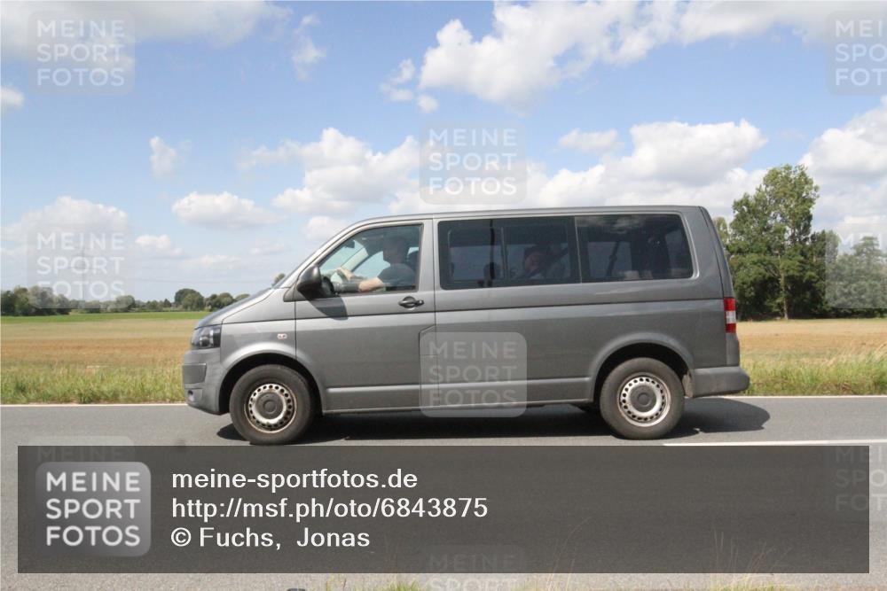 25.08.2024 - Elbe Triathlon Hamburg Fuchs,  Jonas http://msf.ph/oto/6843875 25.08.2024 13:09:52 Radfahren  meine-sportfotos.de