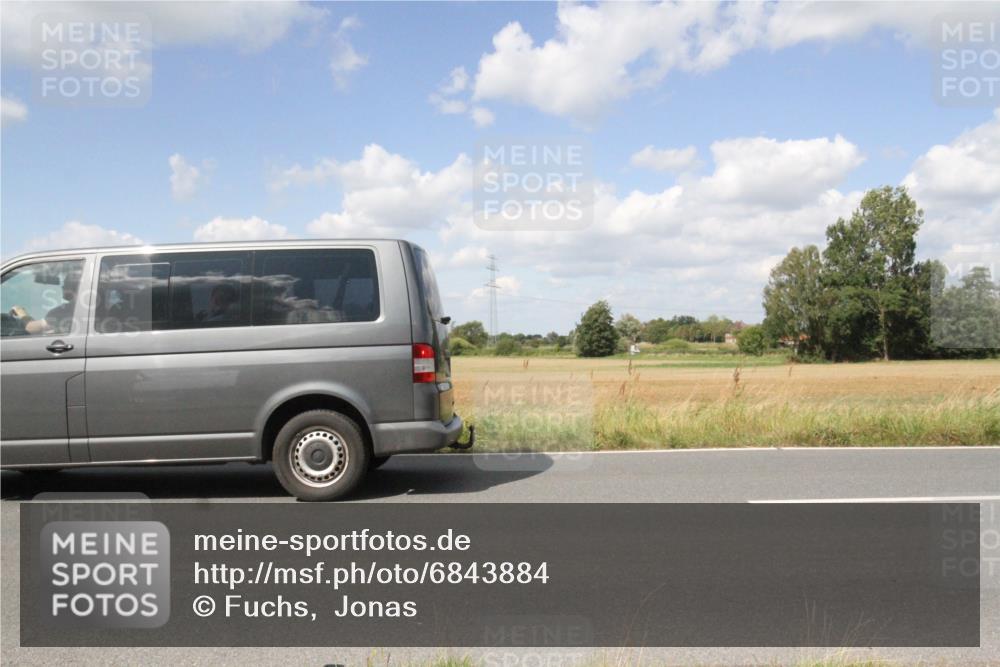 25.08.2024 - Elbe Triathlon Hamburg Fuchs,  Jonas http://msf.ph/oto/6843884 25.08.2024 13:09:52 Radfahren  meine-sportfotos.de