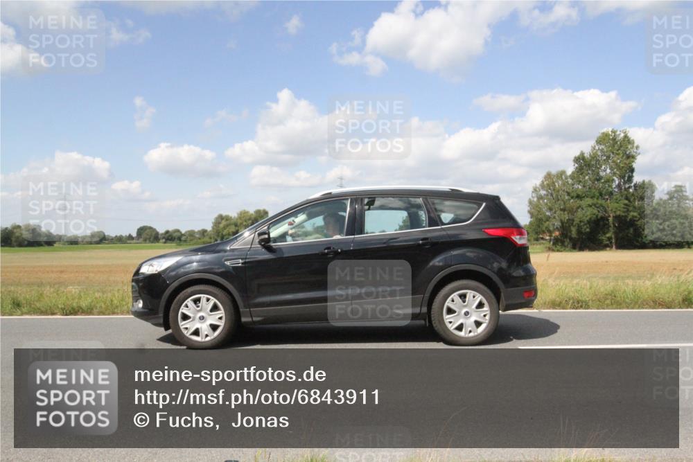 25.08.2024 - Elbe Triathlon Hamburg Fuchs,  Jonas http://msf.ph/oto/6843911 25.08.2024 13:10:39 Radfahren  meine-sportfotos.de