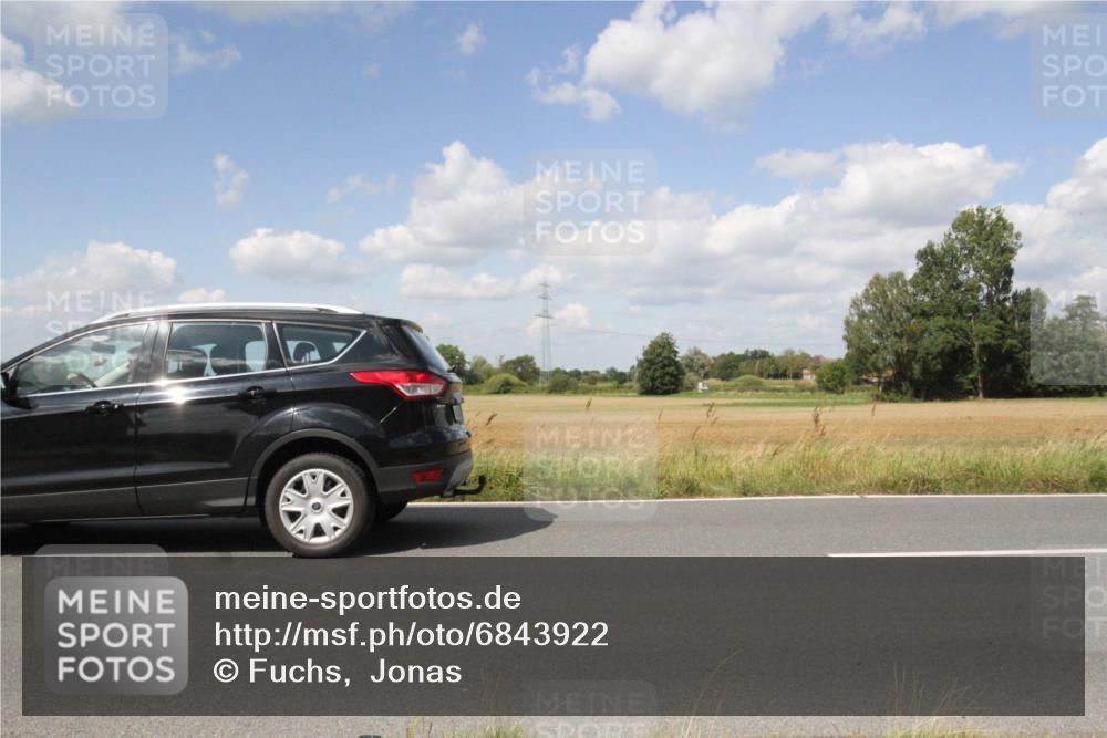 25.08.2024 - Elbe Triathlon Hamburg Fuchs,  Jonas http://msf.ph/oto/6843922 25.08.2024 13:10:39 Radfahren  meine-sportfotos.de