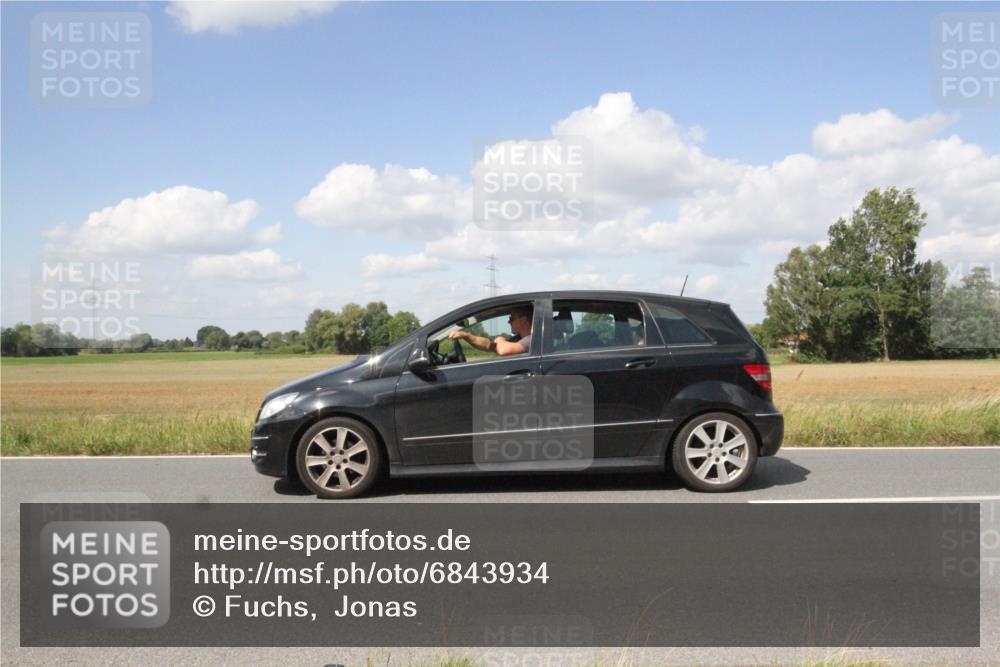 25.08.2024 - Elbe Triathlon Hamburg Fuchs,  Jonas http://msf.ph/oto/6843934 25.08.2024 13:14:46 Radfahren  meine-sportfotos.de