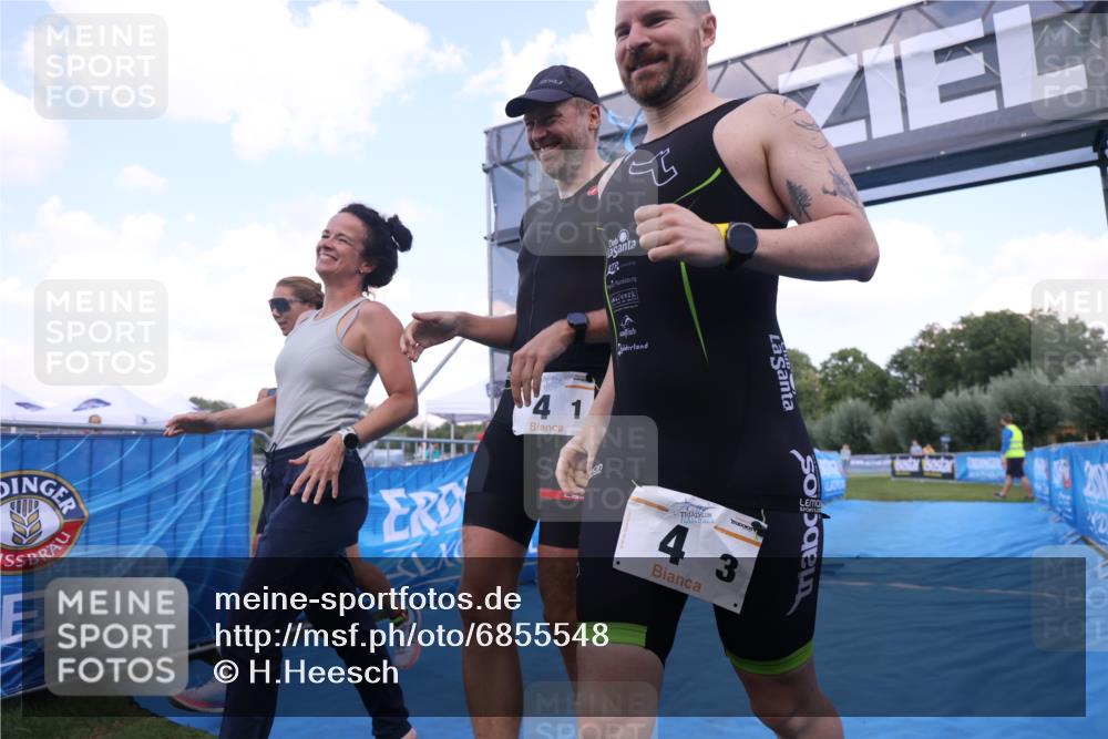 25.08.2024 - Elbe Triathlon Hamburg H.Heesch http://msf.ph/oto/6855548 25.08.2024 16:07:45 Ziel  meine-sportfotos.de