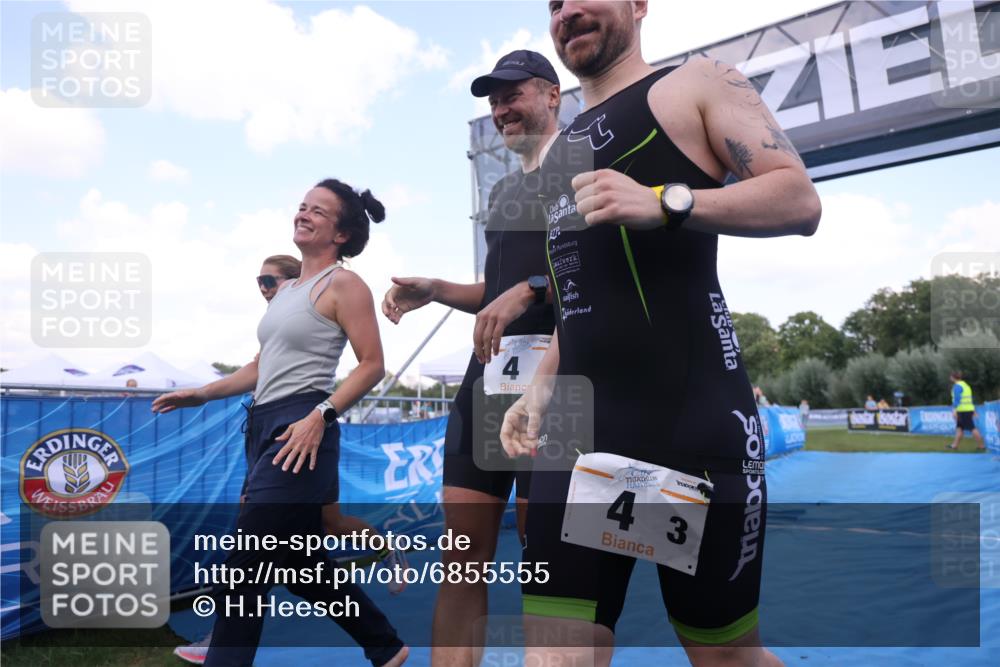 25.08.2024 - Elbe Triathlon Hamburg H.Heesch http://msf.ph/oto/6855555 25.08.2024 16:07:45 Ziel  meine-sportfotos.de