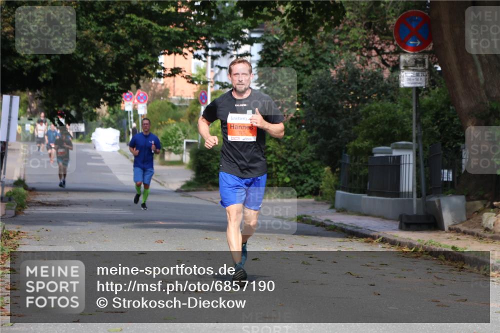 25.08.2024 - 20. Blankeneser Heldenlauf Strokosch-Dieckow http://msf.ph/oto/6857190 25.08.2024 09:48:16 Ziel 176 meine-sportfotos.de