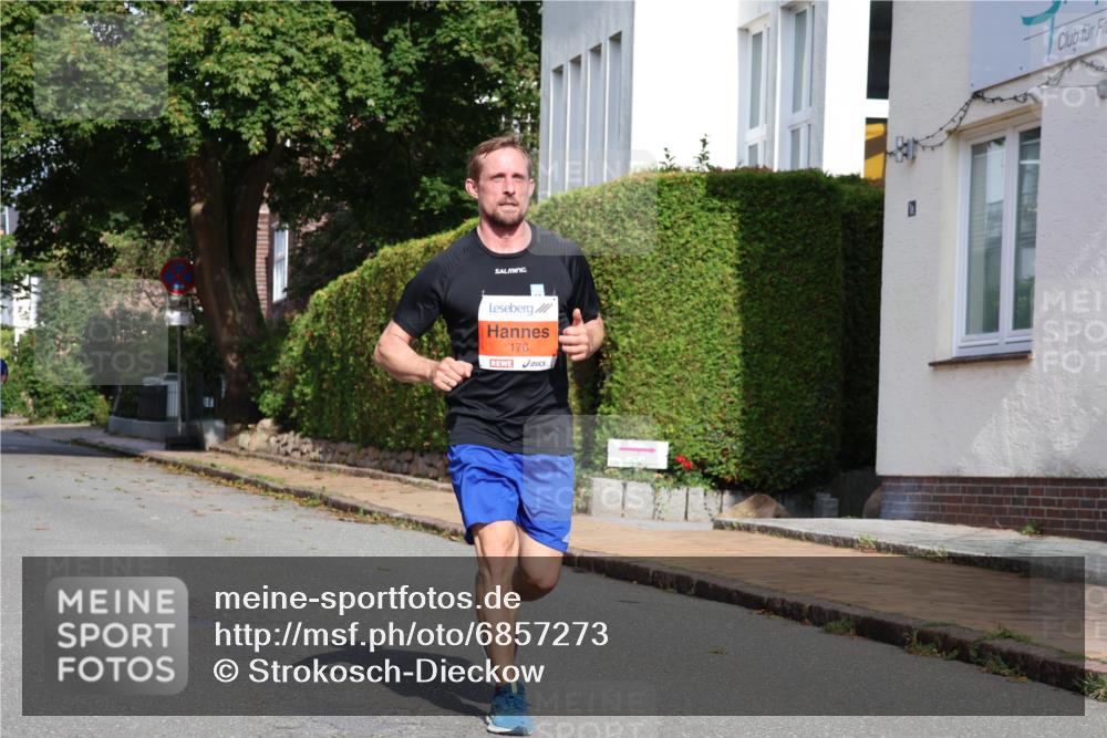 25.08.2024 - 20. Blankeneser Heldenlauf Strokosch-Dieckow http://msf.ph/oto/6857273 25.08.2024 09:48:20 Ziel 176, 268 meine-sportfotos.de