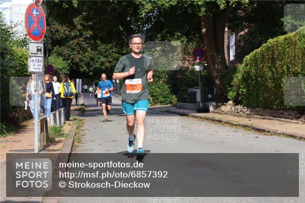 25.08.2024 - 20. Blankeneser Heldenlauf Strokosch-Dieckow http://msf.ph/oto/6857392 25.08.2024 09:48:39 Ziel 216, 250 meine-sportfotos.de