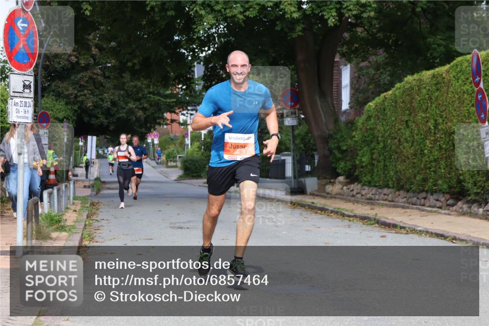 25.08.2024 - 20. Blankeneser Heldenlauf Strokosch-Dieckow http://msf.ph/oto/6857464 25.08.2024 09:48:45 Ziel 112, 166, 216, 250 meine-sportfotos.de