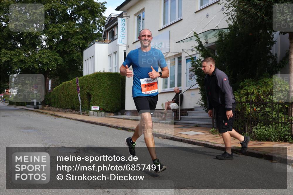 25.08.2024 - 20. Blankeneser Heldenlauf Strokosch-Dieckow http://msf.ph/oto/6857491 25.08.2024 09:48:47 Ziel 112, 166, 216 meine-sportfotos.de