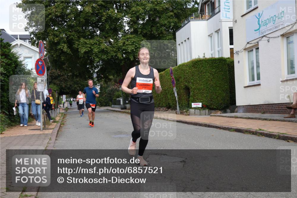 25.08.2024 - 20. Blankeneser Heldenlauf Strokosch-Dieckow http://msf.ph/oto/6857521 25.08.2024 09:48:52 Ziel 112, 131, 166 meine-sportfotos.de