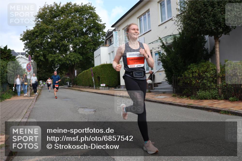 25.08.2024 - 20. Blankeneser Heldenlauf Strokosch-Dieckow http://msf.ph/oto/6857542 25.08.2024 09:48:53 Ziel 112, 118, 131, 166 meine-sportfotos.de