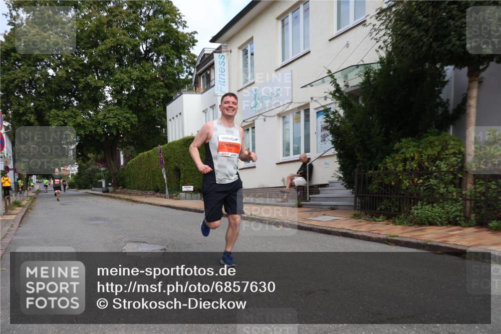 25.08.2024 - 20. Blankeneser Heldenlauf Strokosch-Dieckow http://msf.ph/oto/6857630 25.08.2024 09:48:58 Ziel 118, 131, 166 meine-sportfotos.de