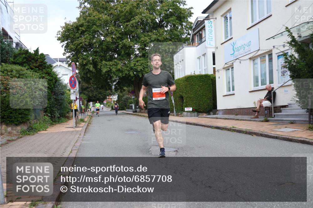 25.08.2024 - 20. Blankeneser Heldenlauf Strokosch-Dieckow http://msf.ph/oto/6857708 25.08.2024 09:49:04 Ziel 118, 127, 202 meine-sportfotos.de