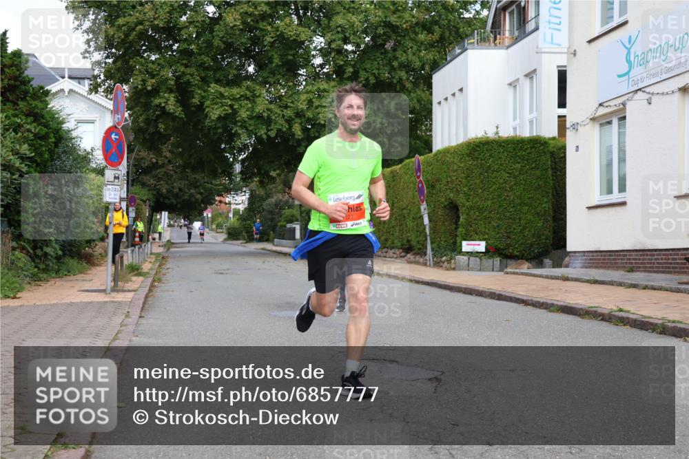 25.08.2024 - 20. Blankeneser Heldenlauf Strokosch-Dieckow http://msf.ph/oto/6857777 25.08.2024 09:49:11 Ziel 127, 202 meine-sportfotos.de