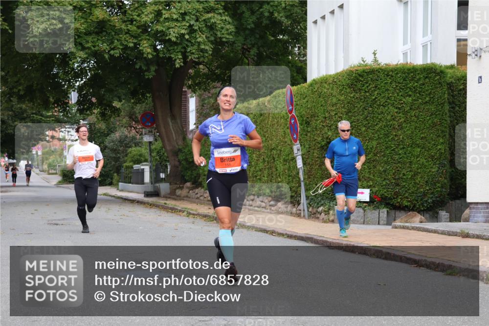 25.08.2024 - 20. Blankeneser Heldenlauf Strokosch-Dieckow http://msf.ph/oto/6857828 25.08.2024 09:49:32 Ziel 155, 283 meine-sportfotos.de