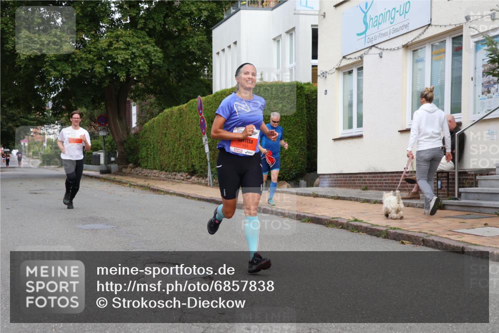 25.08.2024 - 20. Blankeneser Heldenlauf Strokosch-Dieckow http://msf.ph/oto/6857838 25.08.2024 09:49:33 Ziel 155, 283 meine-sportfotos.de