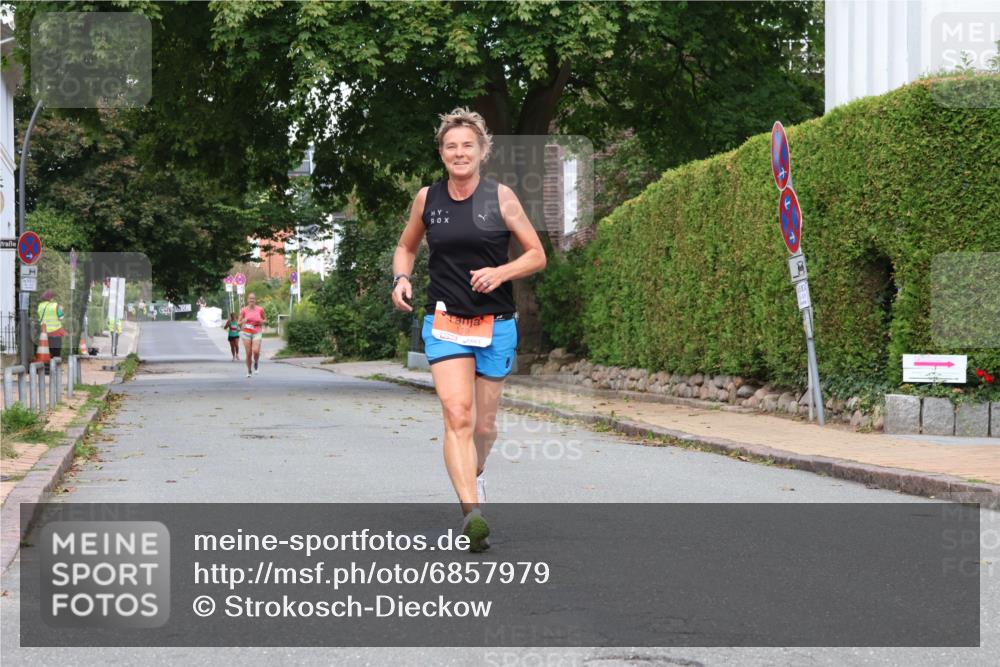 25.08.2024 - 20. Blankeneser Heldenlauf Strokosch-Dieckow http://msf.ph/oto/6857979 25.08.2024 09:50:03 Ziel 119 meine-sportfotos.de