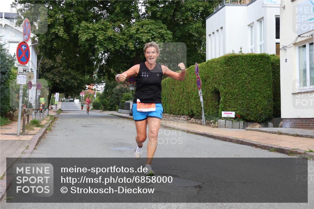 25.08.2024 - 20. Blankeneser Heldenlauf Strokosch-Dieckow http://msf.ph/oto/6858000 25.08.2024 09:50:04 Ziel 119 meine-sportfotos.de