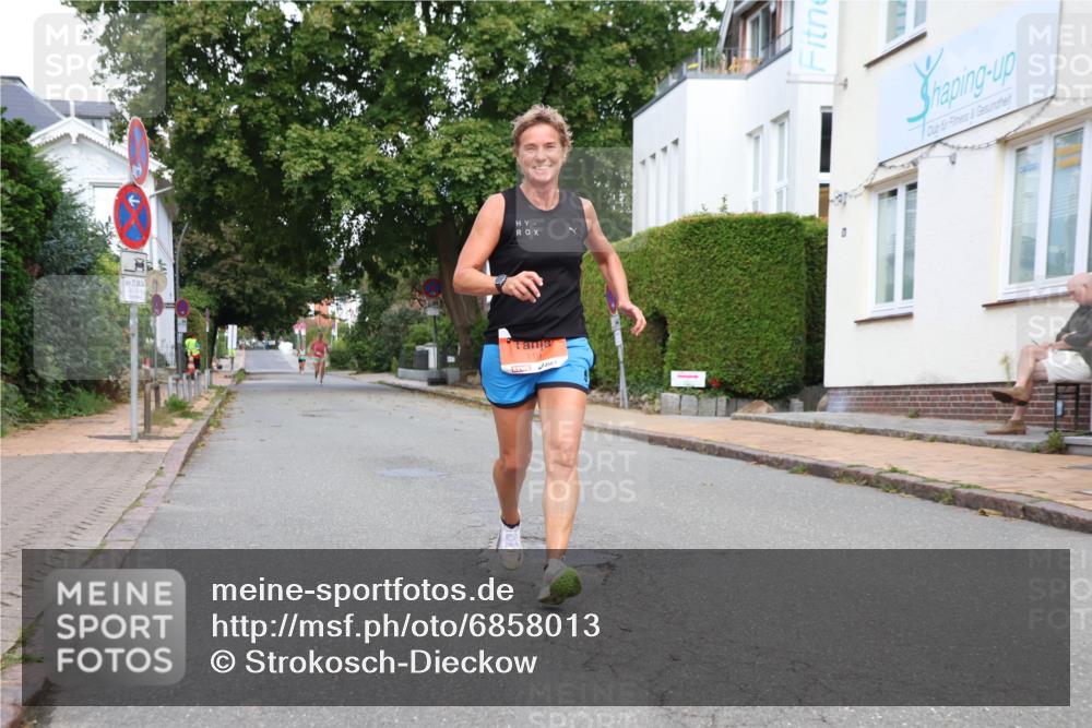 25.08.2024 - 20. Blankeneser Heldenlauf Strokosch-Dieckow http://msf.ph/oto/6858013 25.08.2024 09:50:05 Ziel 119, 154 meine-sportfotos.de