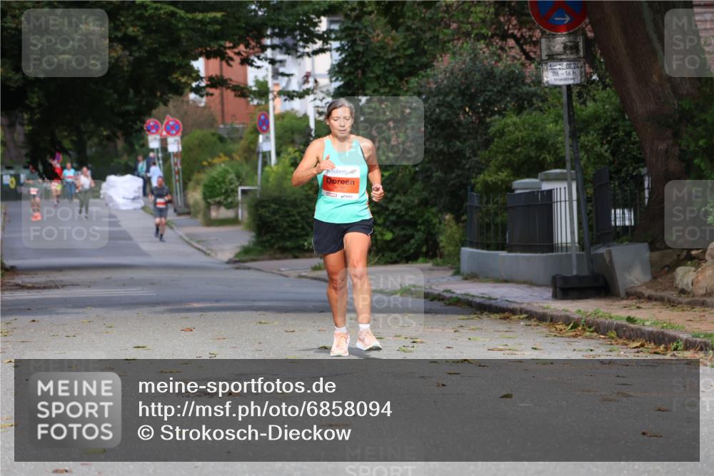 25.08.2024 - 20. Blankeneser Heldenlauf Strokosch-Dieckow http://msf.ph/oto/6858094 25.08.2024 09:50:21 Ziel 122 meine-sportfotos.de