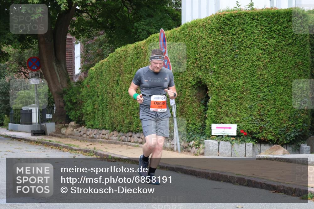 25.08.2024 - 20. Blankeneser Heldenlauf Strokosch-Dieckow http://msf.ph/oto/6858191 25.08.2024 09:50:51 Ziel 190 meine-sportfotos.de