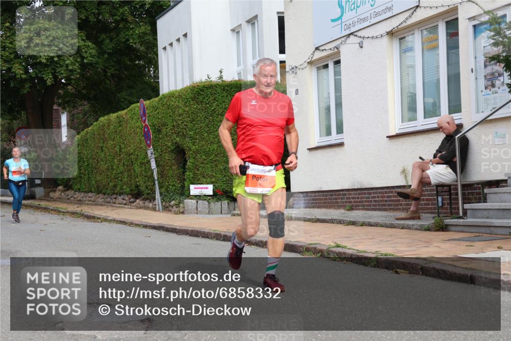 25.08.2024 - 20. Blankeneser Heldenlauf Strokosch-Dieckow http://msf.ph/oto/6858332 25.08.2024 09:51:10 Ziel 102, 114, 123, 241 meine-sportfotos.de