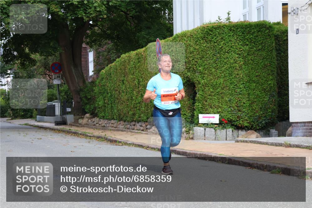 25.08.2024 - 20. Blankeneser Heldenlauf Strokosch-Dieckow http://msf.ph/oto/6858359 25.08.2024 09:51:13 Ziel 102, 241 meine-sportfotos.de
