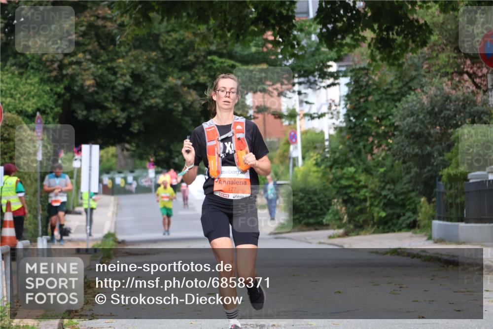 25.08.2024 - 20. Blankeneser Heldenlauf Strokosch-Dieckow http://msf.ph/oto/6858371 25.08.2024 09:51:22 Ziel 177 meine-sportfotos.de