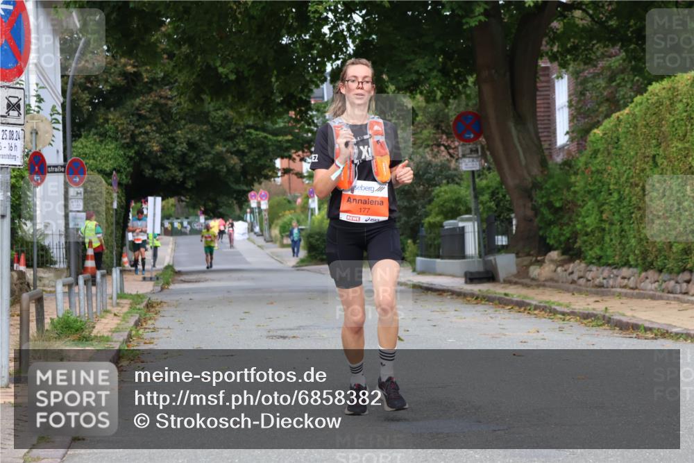 25.08.2024 - 20. Blankeneser Heldenlauf Strokosch-Dieckow http://msf.ph/oto/6858382 25.08.2024 09:51:25 Ziel 177 meine-sportfotos.de